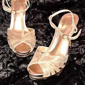 NWT Antonio Melani peep toe sparkly gold stiletto heels size 7 1/2